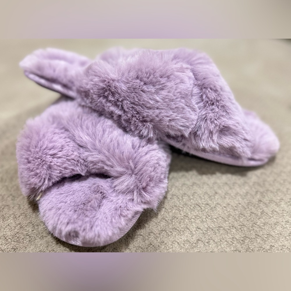 Sleeper for woman fluffy super soft Faux bunny fur - 9-10 Lavender